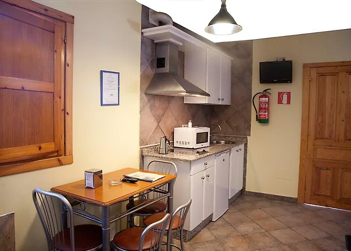 Apartamentos Cuevas Del Mar